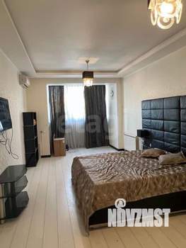 2-к квартира, вторичка, 85м2, 25/25 этаж