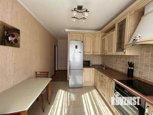 2-к квартира, вторичка, 52м2, 9/17 этаж