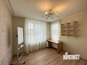 3-к квартира, вторичка, 84м2, 42/44 этаж
