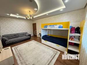 2-к квартира, вторичка, 61м2, 10/17 этаж