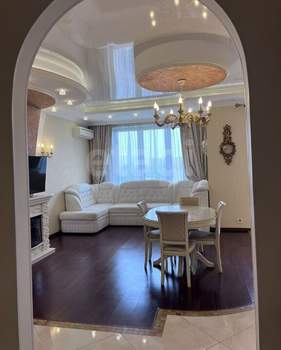 2-к квартира, вторичка, 61м2, 17/25 этаж