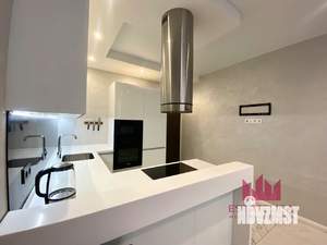 3-к квартира, вторичка, 82м2, 8/17 этаж