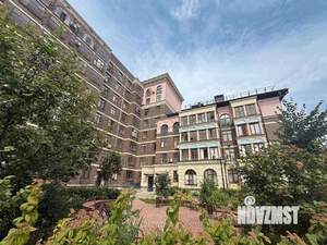 3-к квартира, вторичка, 68м2, 1/8 этаж