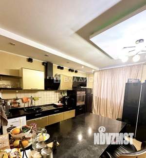 3-к квартира, вторичка, 98м2, 8/16 этаж