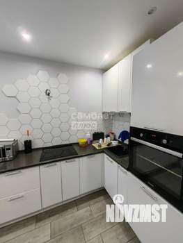 2-к квартира, вторичка, 65м2, 10/18 этаж