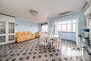3-к квартира, вторичка, 76м2, 9/9 этаж