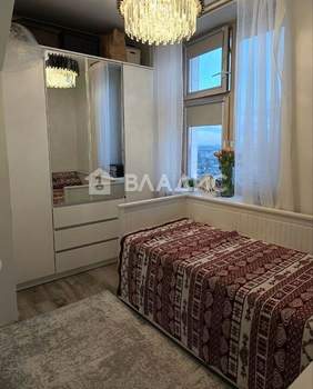 3-к квартира, вторичка, 71м2, 43/44 этаж