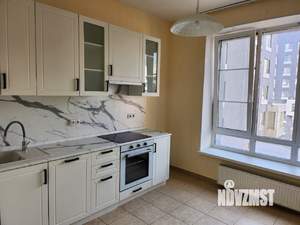 3-к квартира, вторичка, 74м2, 10/16 этаж