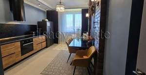 3-к квартира, вторичка, 78м2, 7/32 этаж