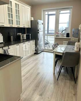 3-к квартира, вторичка, 80м2, 13/30 этаж