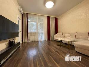 3-к квартира, вторичка, 131м2, 1/9 этаж