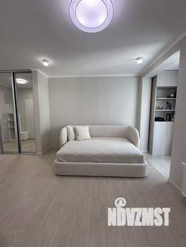 Студия квартира, вторичка, 32м2, 27/32 этаж