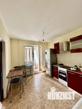 2-к квартира, вторичка, 71м2, 9/17 этаж