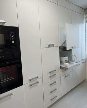 2-к квартира, вторичка, 56м2, 40/44 этаж