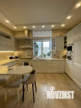 2-к квартира, вторичка, 107м2, 4/4 этаж