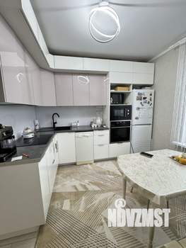 2-к квартира, вторичка, 58м2, 22/25 этаж