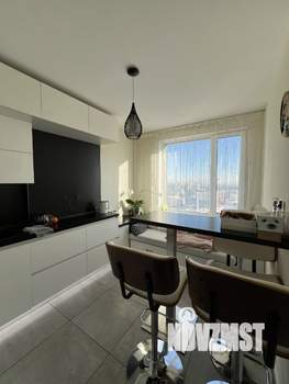 1-к квартира, вторичка, 42м2, 32/33 этаж