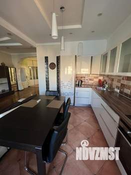 2-к квартира, вторичка, 85м2, 25/25 этаж