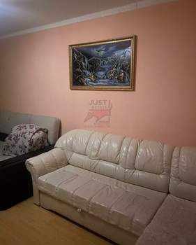 2-к квартира, вторичка, 64м2, 8/17 этаж