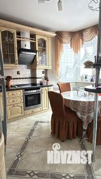 3-к квартира, вторичка, 76м2, 9/17 этаж