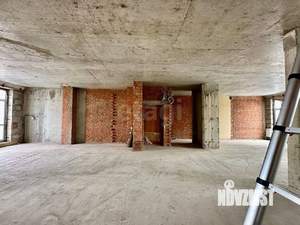 3-к квартира, вторичка, 165м2, 4/5 этаж