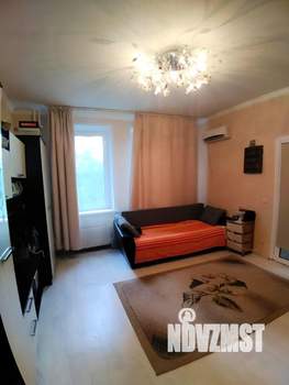 2-к квартира, вторичка, 68м2, 1/17 этаж