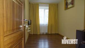3-к квартира, вторичка, 55м2, 1/4 этаж
