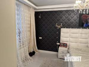 4-к квартира, вторичка, 130м2, 10/25 этаж