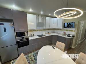 2-к квартира, вторичка, 65м2, 9/16 этаж