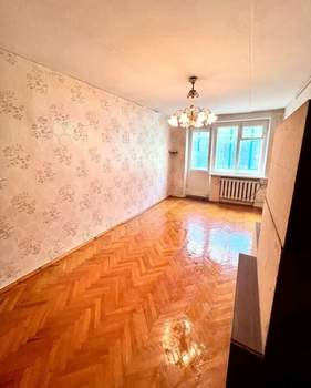 3-к квартира, вторичка, 57м2, 5/5 этаж