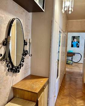 3-к квартира, вторичка, 57м2, 5/5 этаж