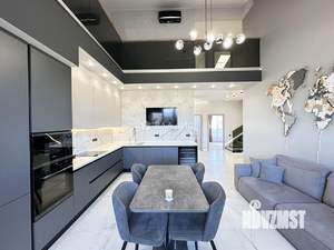 4-к квартира, вторичка, 150м2, 3/3 этаж