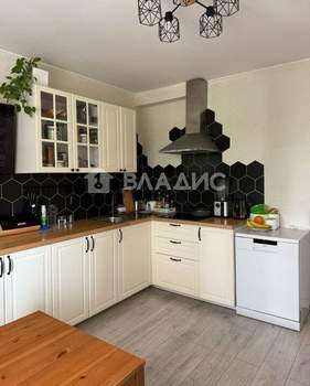 2-к квартира, вторичка, 71м2, 2/22 этаж