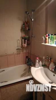 2-к квартира, вторичка, 68м2, 1/17 этаж