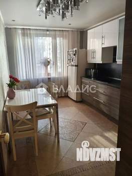 3-к квартира, вторичка, 82м2, 6/17 этаж