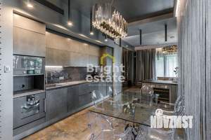 3-к квартира, вторичка, 112м2, 1/4 этаж