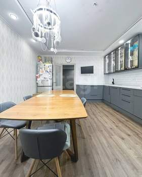 3-к квартира, вторичка, 131м2, 14/25 этаж