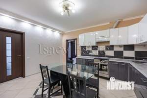 4-к квартира, вторичка, 109м2, 25/25 этаж