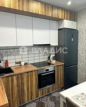2-к квартира, вторичка, 70м2, 12/25 этаж