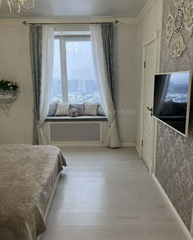 2-к квартира, вторичка, 56м2, 40/44 этаж