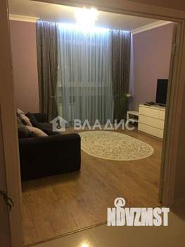 2-к квартира, вторичка, 89м2, 1/4 этаж