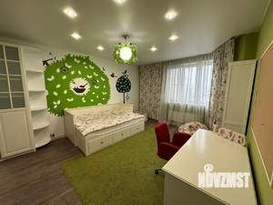 3-к квартира, вторичка, 130м2, 13/25 этаж