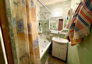 3-к квартира, вторичка, 102м2, 7/17 этаж