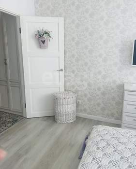 2-к квартира, вторичка, 56м2, 30/35 этаж