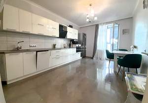 2-к квартира, вторичка, 71м2, 21/25 этаж