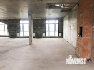 4-к квартира, вторичка, 165м2, 5/5 этаж