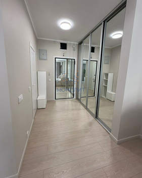 Студия квартира, вторичка, 32м2, 27/32 этаж