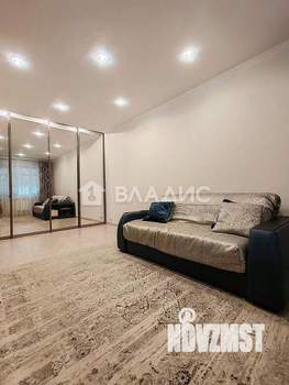 2-к квартира, вторичка, 58м2, 1/9 этаж