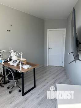 3-к квартира, вторичка, 58м2, 18/32 этаж