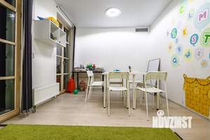 Студия квартира, вторичка, 65м2, 1/8 этаж